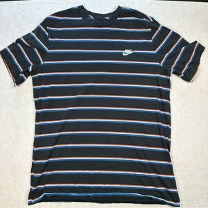 Nike Sportswear Men's Black/Burnt Sunrise Club Men's T-Shirt Size XL